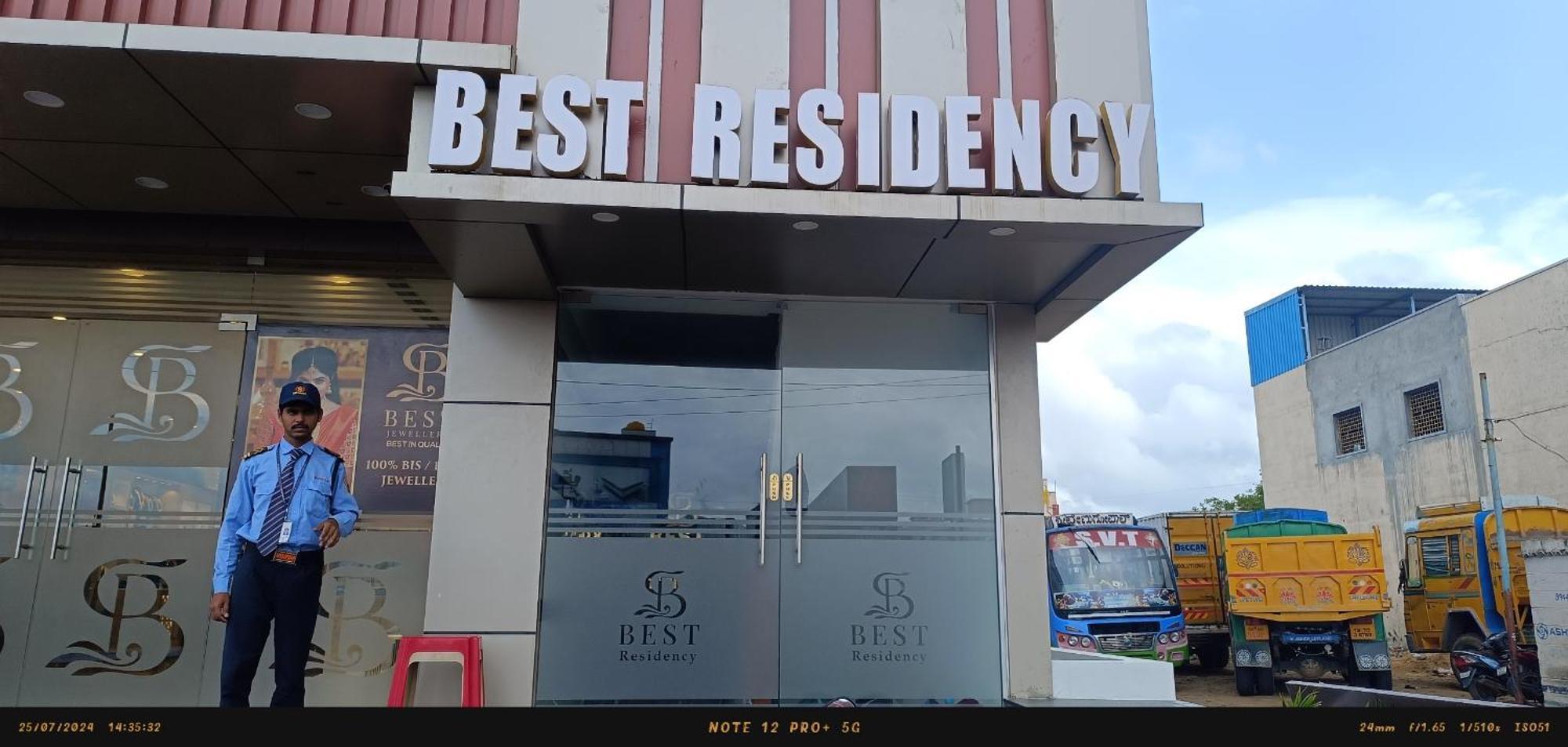 Best Residency Hosūr Екстериор снимка